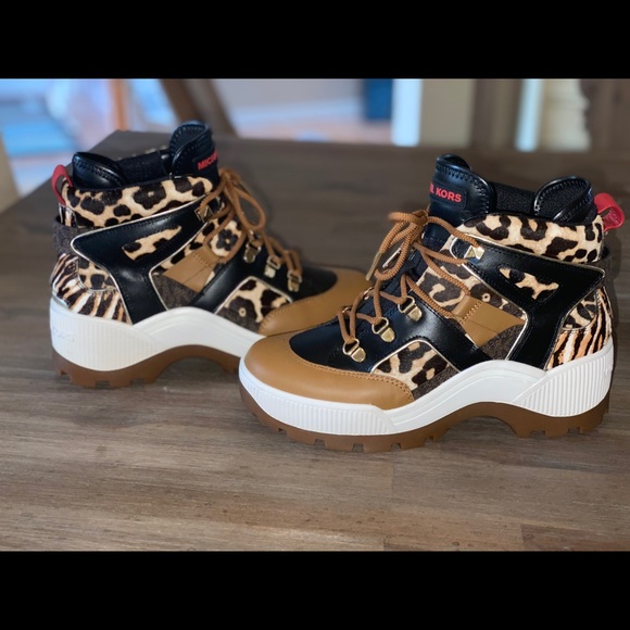 Michael Kors Boots - Picture 1 of 3